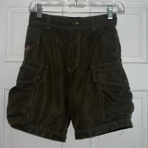 Urban Pipeline dark green size 8 boys cargo shorts